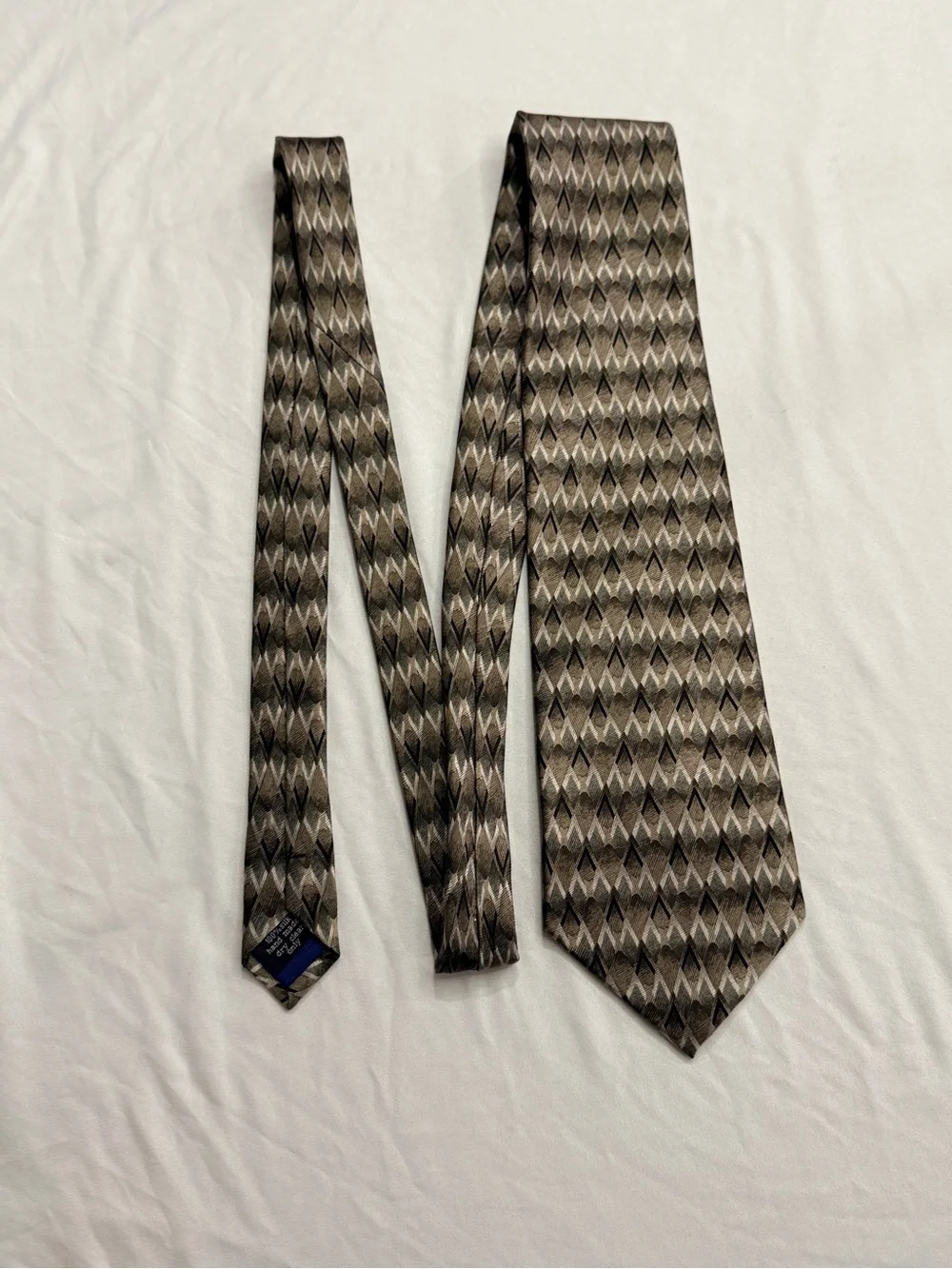 Carlos Devenezia Mens Classic Geometric Brown Tie